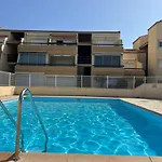 Avec Piscine Et Parking, Proche Des Commerces - Fr-1-387-189 Marseillan (Herault)