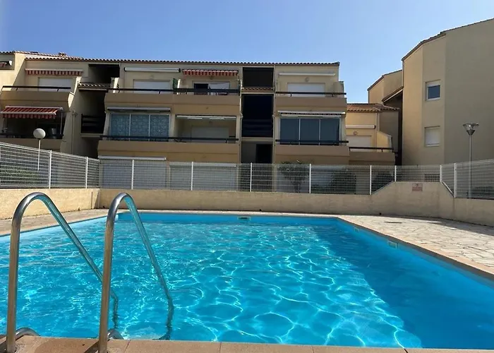 Avec Piscine Et Parking, Proche Des Commerces - Fr-1-387-189 Marseillan (Herault)