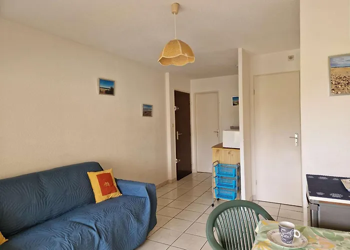 Avec Piscine Et Parking, Proche Des Commerces - Fr-1-387-189 Lejlighed